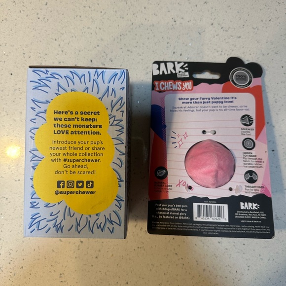 NWT Large and Small Super Chewer Rip and Reveal Toys - Picture 3 of 13